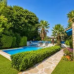 Vila Garden Island *